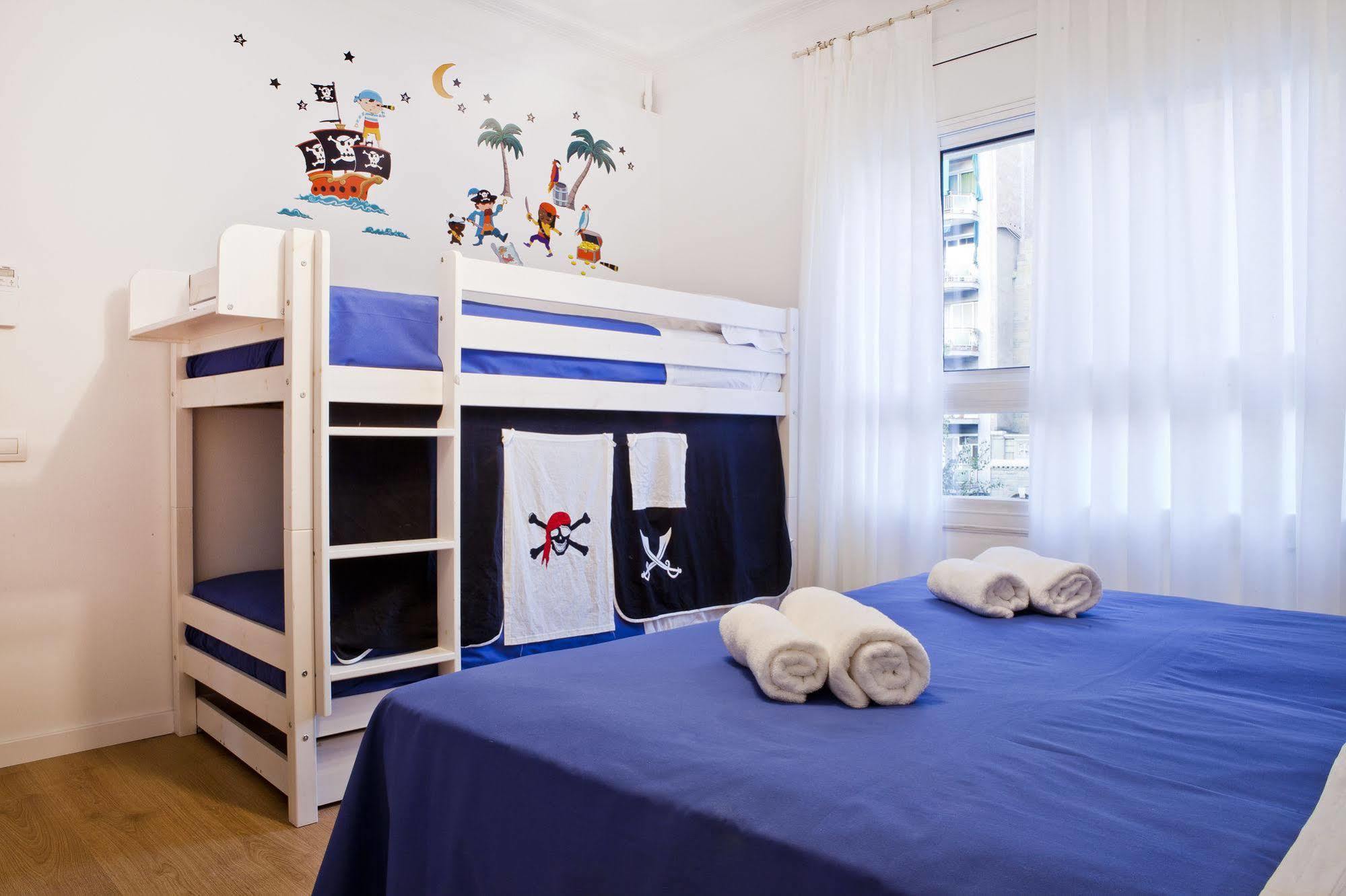 Blue Barcelona Bed & Breakfast Ngoại thất bức ảnh